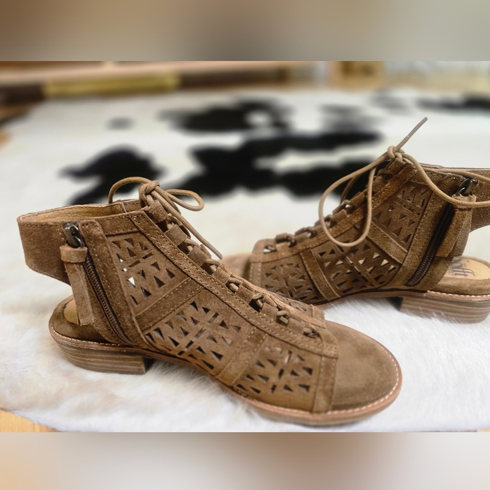 Sofft Nora Brown Suede Lace-Up Geometric Cut-out Sandals, Real Leather, Size 7.5 - Picture 4 of 11